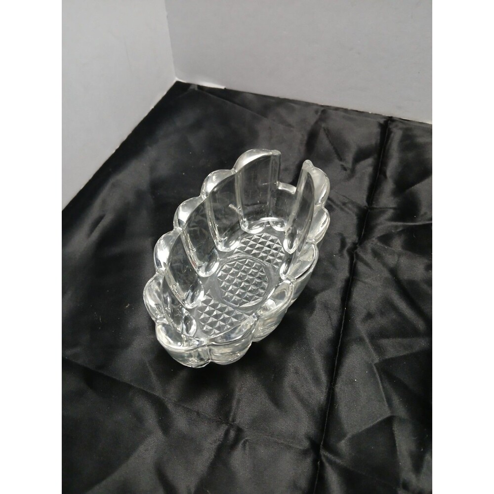 Vtg Pressed Glass Oval Celery Relish Dish Notch Spoon Rest Diamond Point 4"